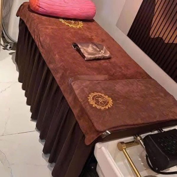 Bộ Khăn Trải Giường Spa Màu Nâu 100% Cotton Thêu Logo (Copy)